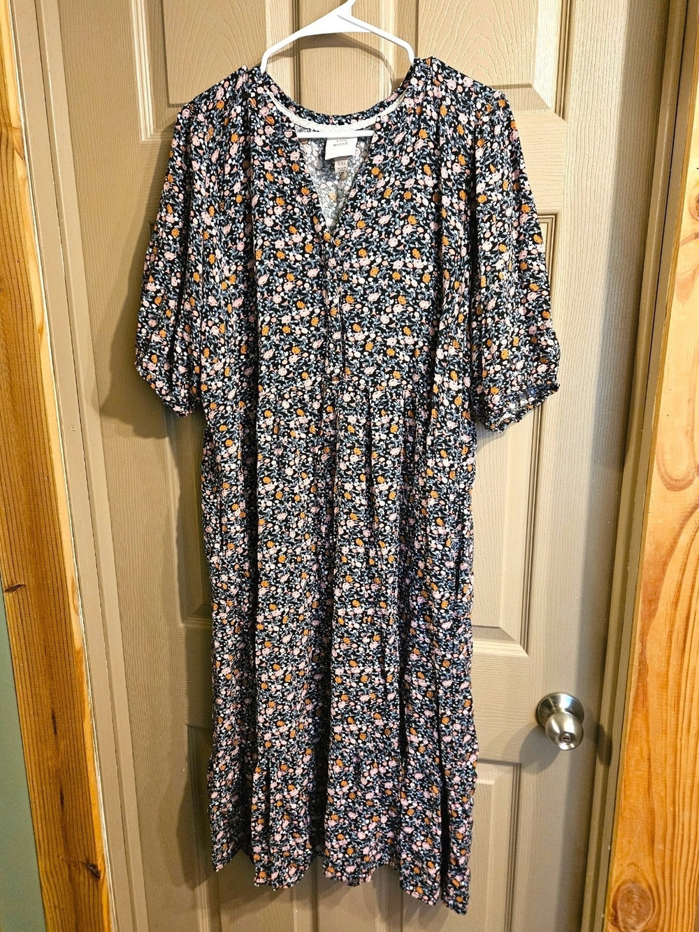 Knox Rose Floral Midi Dress